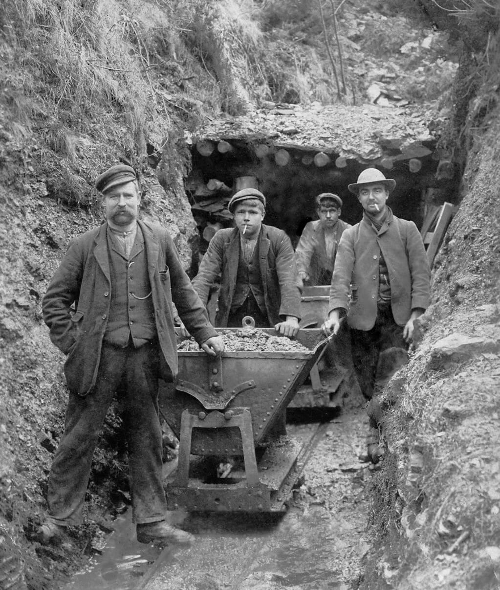 Miners with a coal wagon at the west adit entrance of Coltonpits, 1907